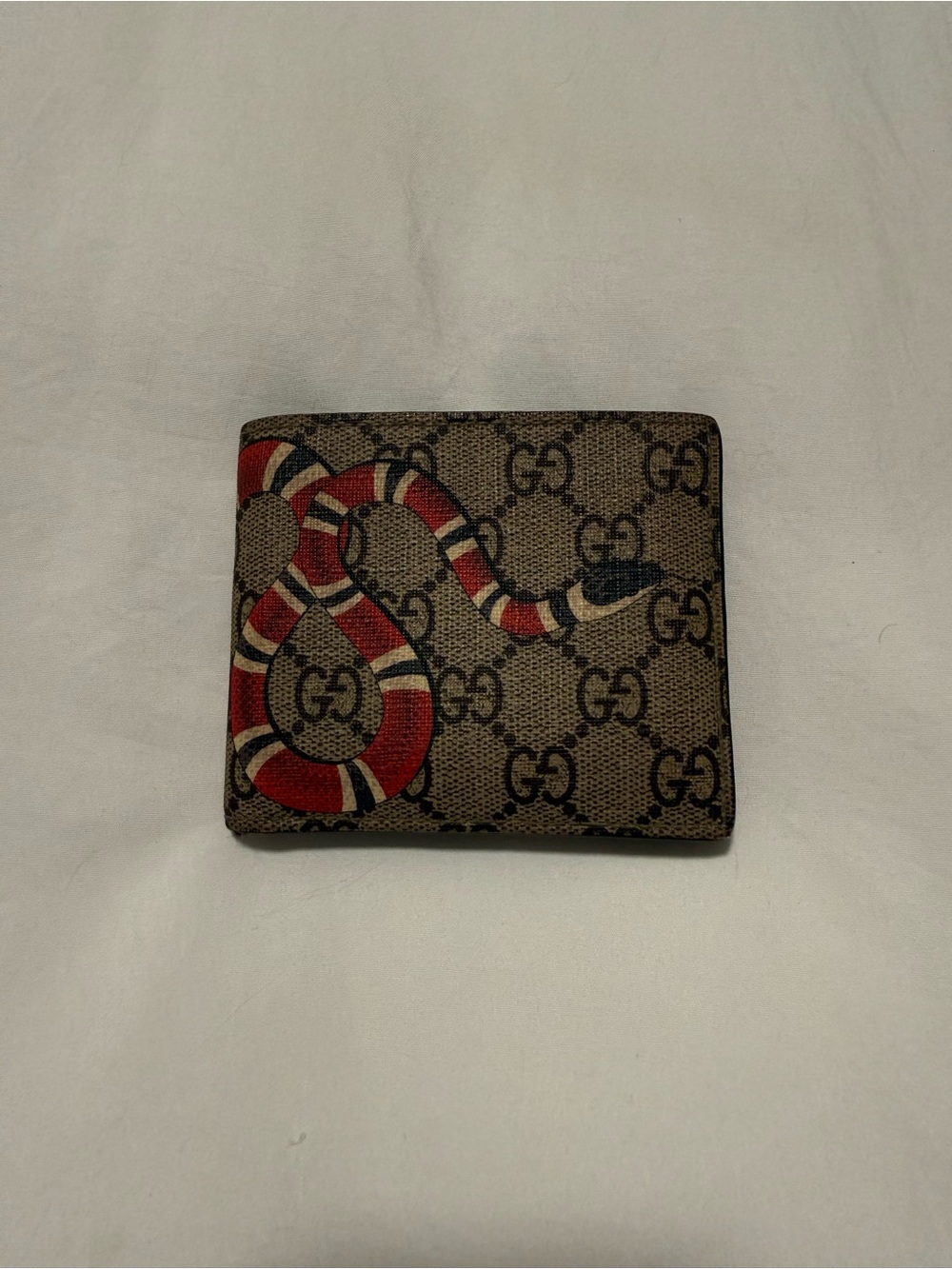 Gucci GG Supreme Kingsnake (8 Card Slot) Beige
